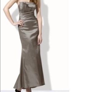 Gorgeous long dress in stretch taffeta wedding dresses